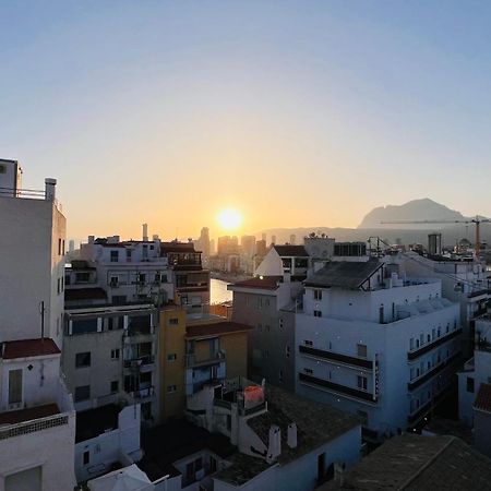 Atico Con Vistas En El Casco Antiguo De Benidorm Lägenhet Exteriör bild