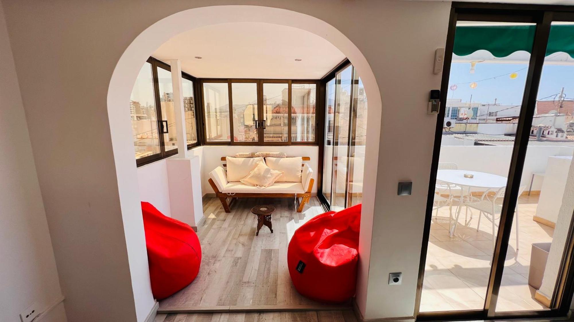 Atico Con Vistas En El Casco Antiguo De Benidorm Lägenhet Exteriör bild