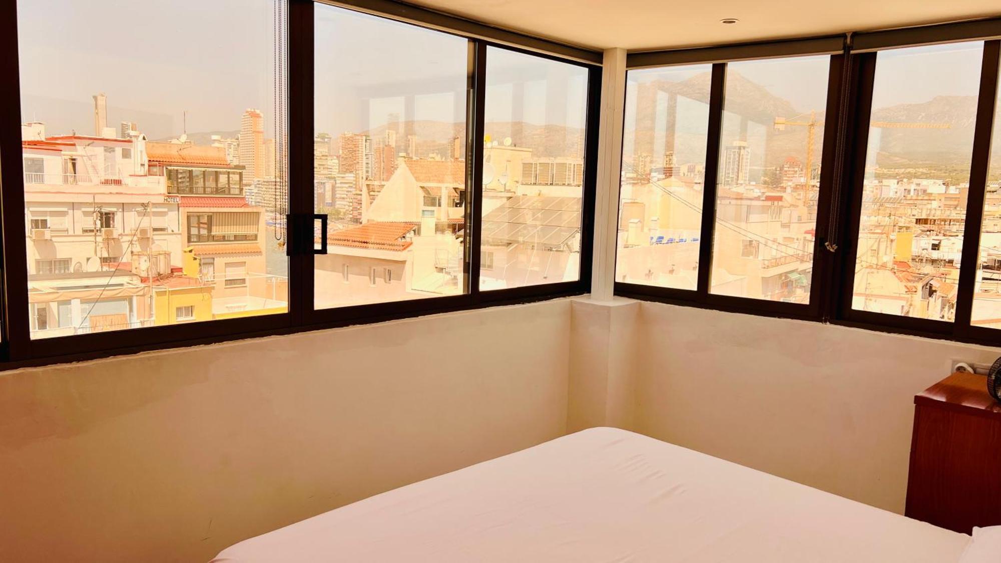 Atico Con Vistas En El Casco Antiguo De Benidorm Lägenhet Exteriör bild