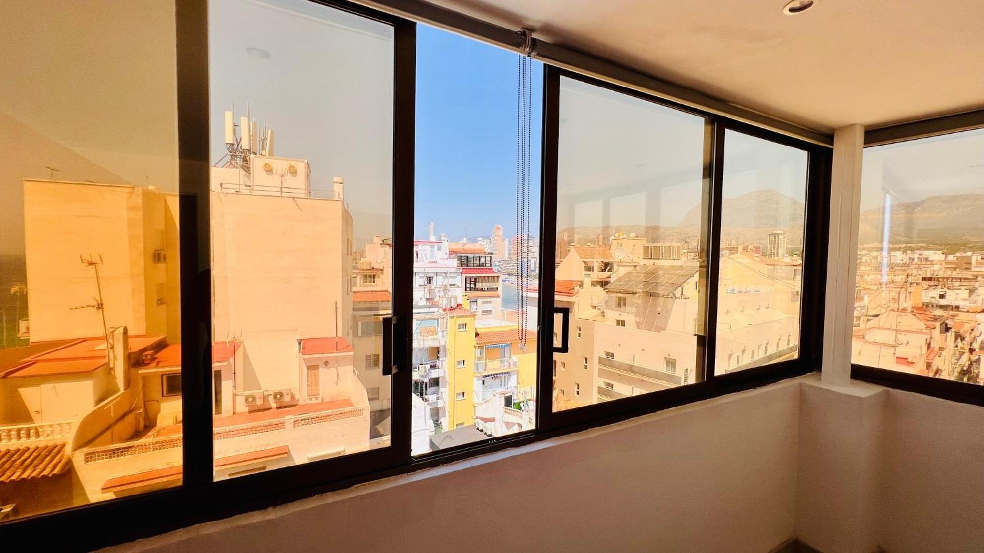 Atico Con Vistas En El Casco Antiguo De Benidorm Lägenhet Exteriör bild