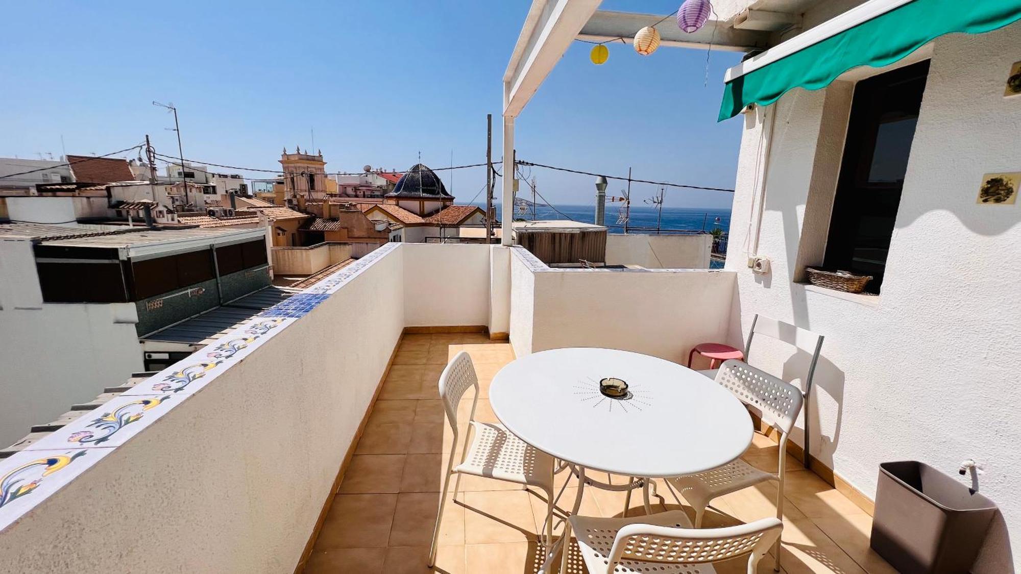 Atico Con Vistas En El Casco Antiguo De Benidorm Lägenhet Exteriör bild