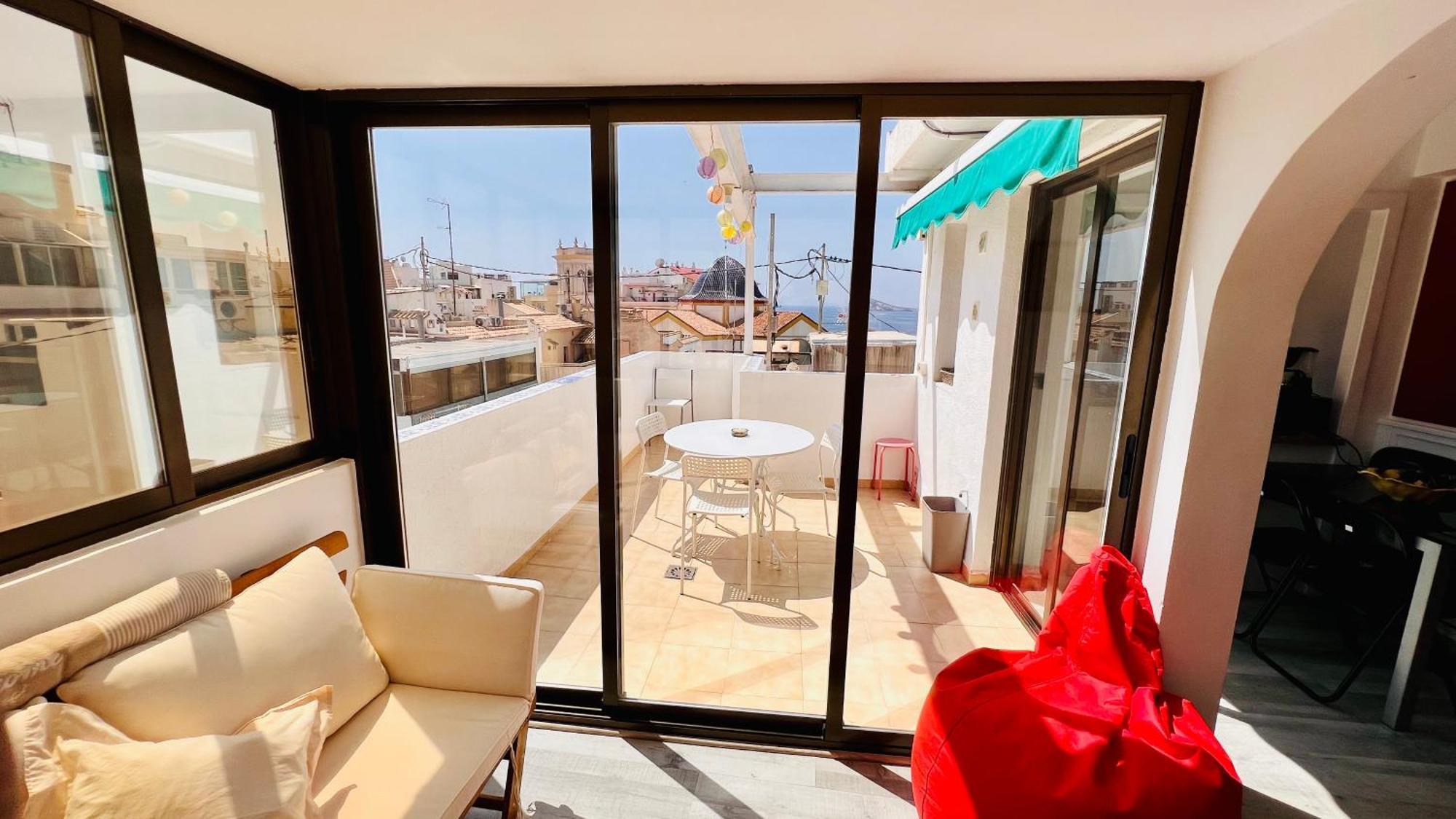 Atico Con Vistas En El Casco Antiguo De Benidorm Lägenhet Exteriör bild